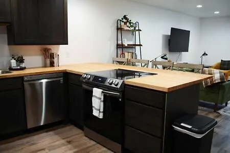 Mountain Modern Alpine